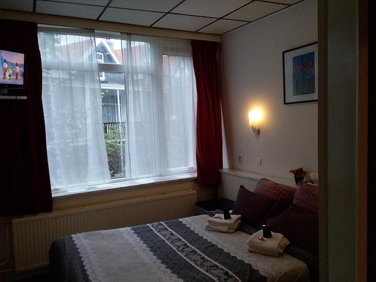 Hotel Baan Rotterdam Eksteriør bilde